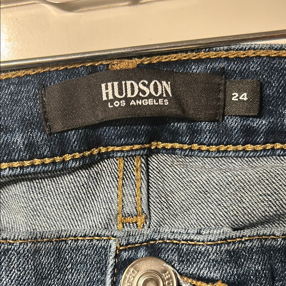 Hudson Rosie Wide Leg Crop Jeans - Picture 4 of 7
